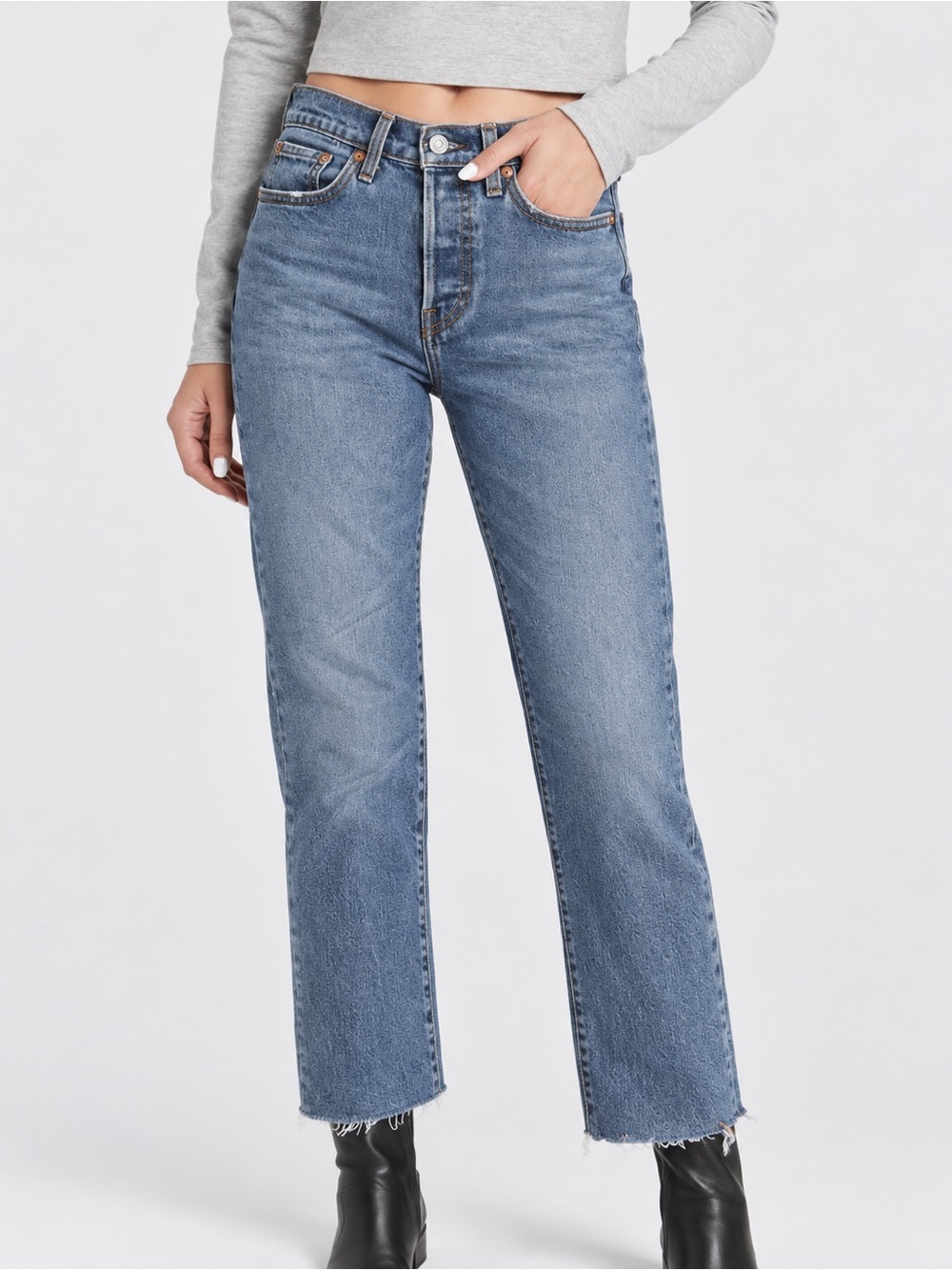 Levi’s Wedgie Straight Jeans 28 Light Wash Raw Hem Button Fly